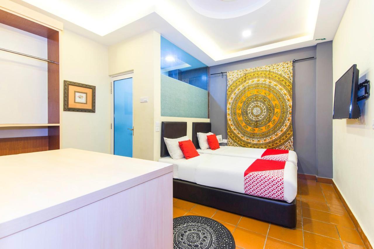 Oyo 90429 Hotel Narasindo Куала Лумпур Екстериор снимка