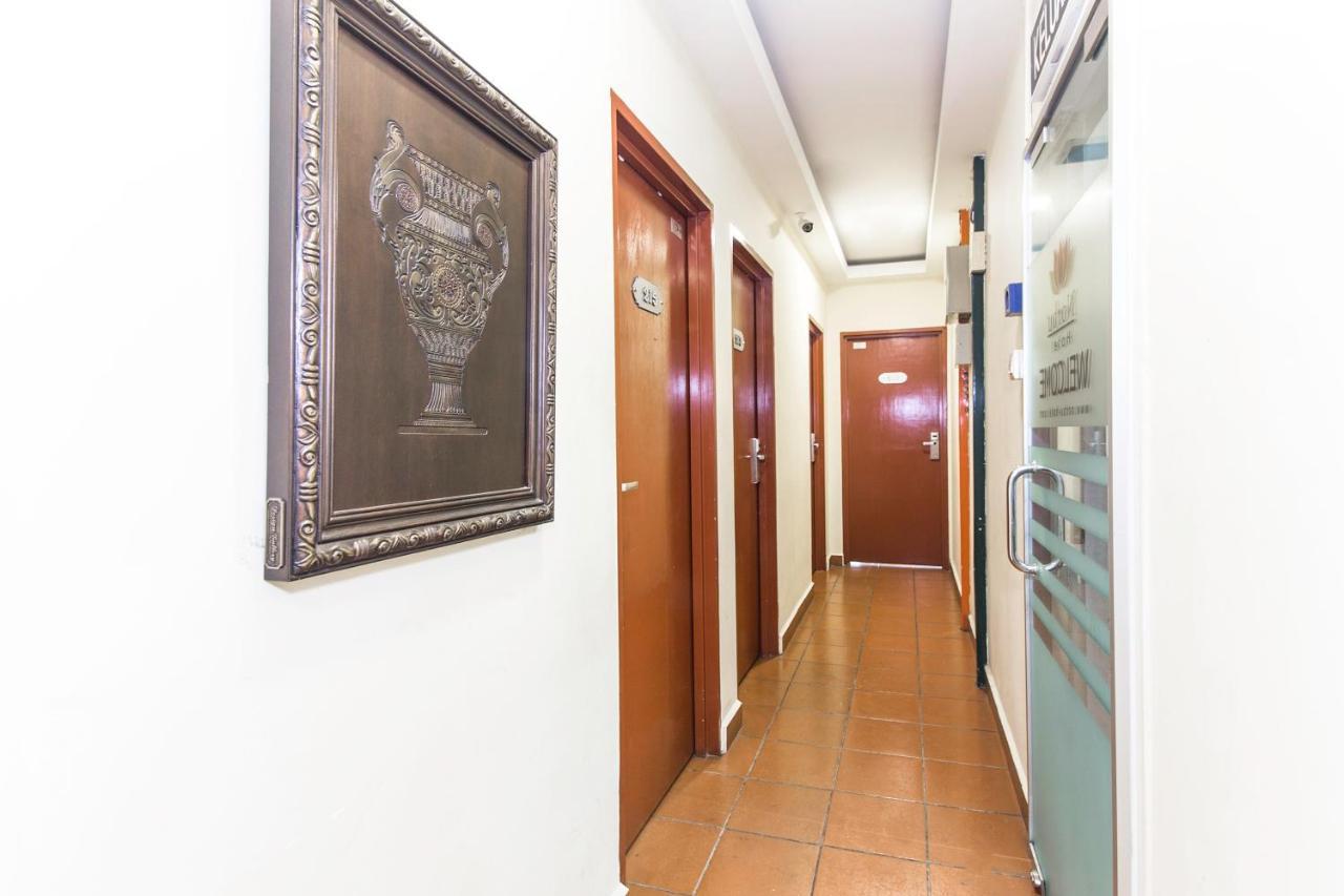 Oyo 90429 Hotel Narasindo Куала Лумпур Екстериор снимка