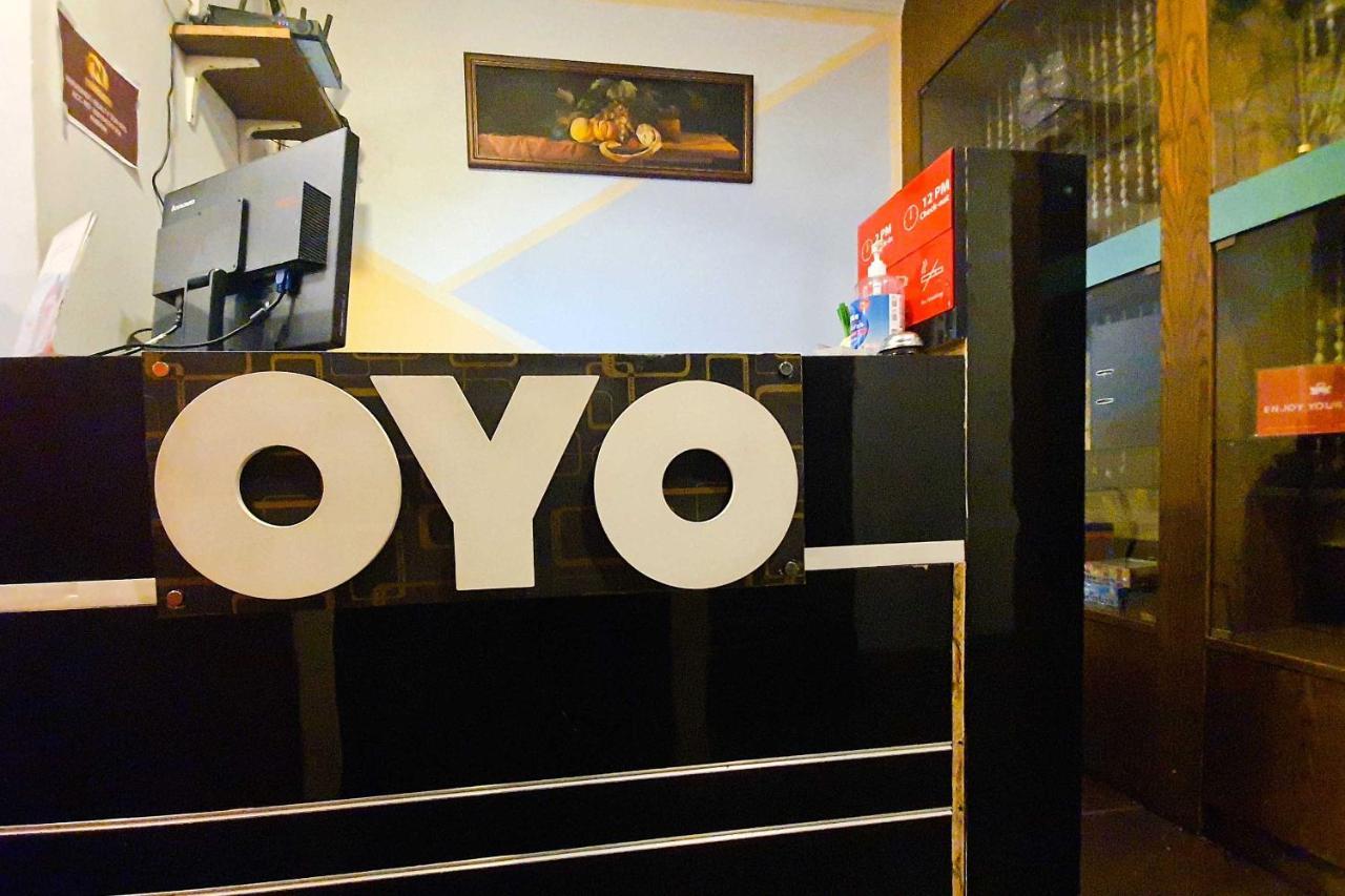 Oyo 90429 Hotel Narasindo Куала Лумпур Екстериор снимка