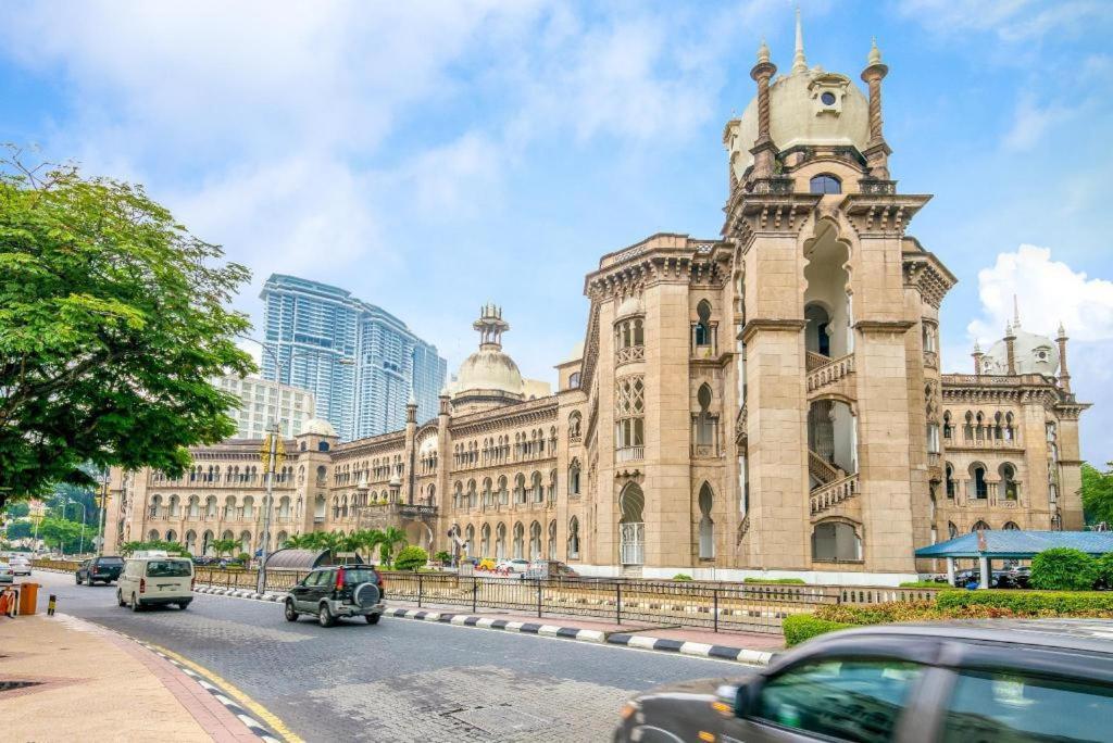 Oyo 90429 Hotel Narasindo Куала Лумпур Екстериор снимка
