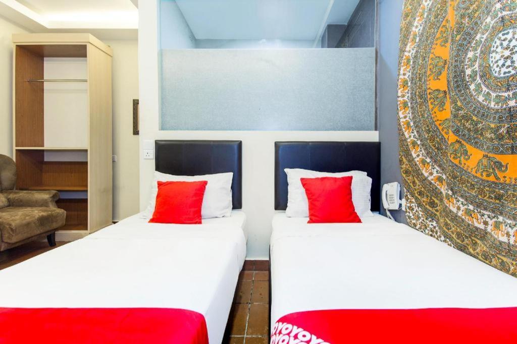 Oyo 90429 Hotel Narasindo Куала Лумпур Екстериор снимка